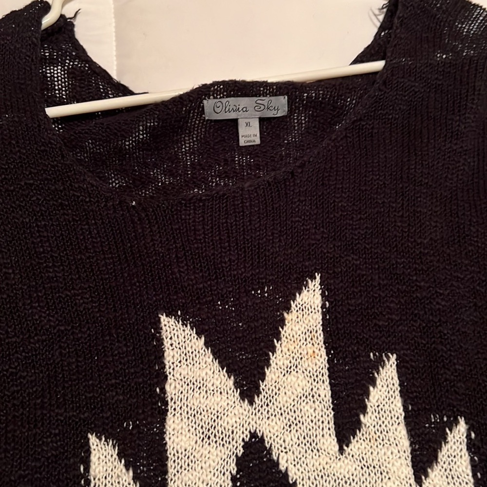 Aztec Sweater - Picture 5 of 5